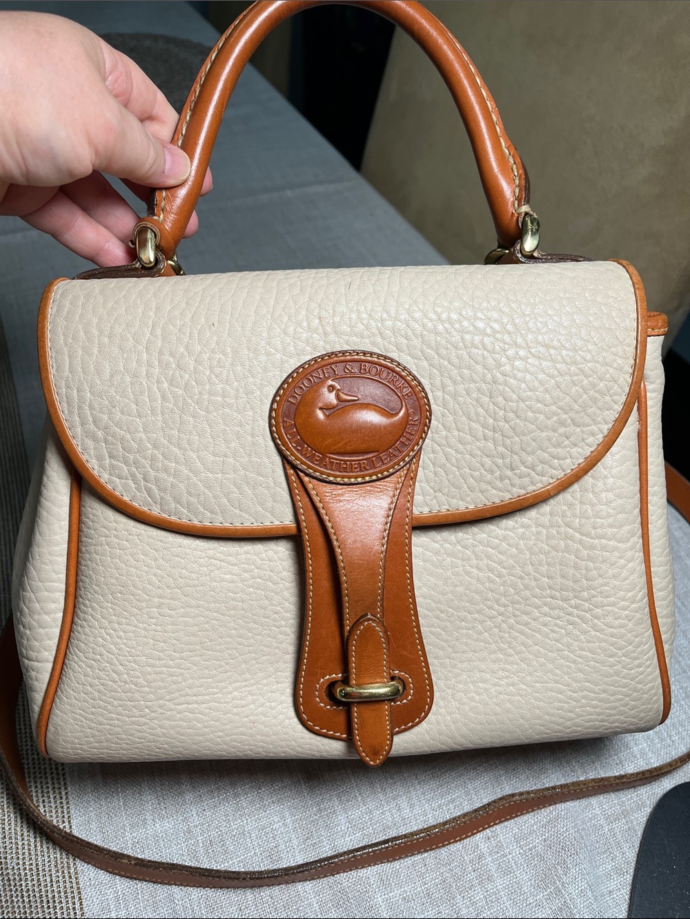 Vintage Dooney & Bourke AWL Essex Top Handle Tote with Wallet. - Picture 2 of 11